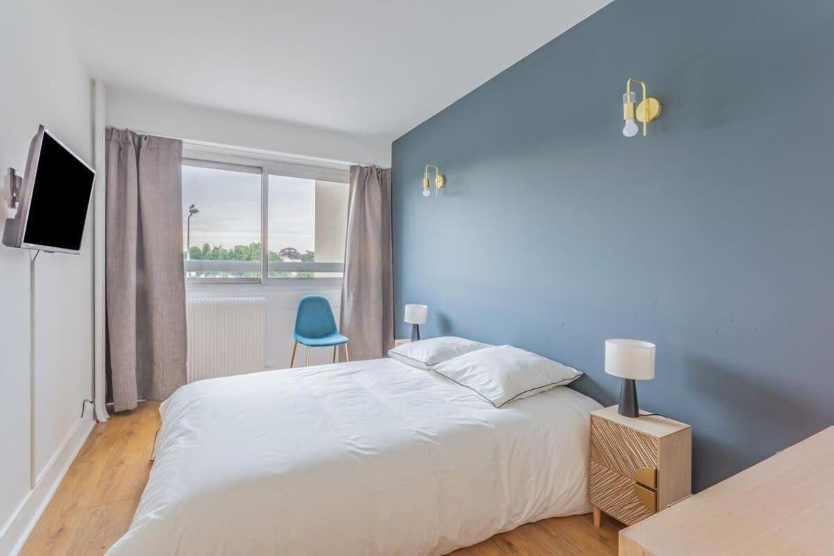 Appart'Hotel Luminous Vue Seine- Paris 15Min Жувізі-сюр-Орж Екстер'єр фото